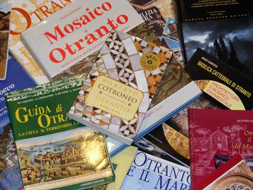 Da oggi sul nostro sito una nuovissima sezione dedicata alla Bibliografia su Otranto