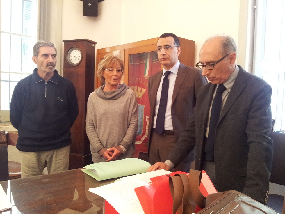 Trasferimento della propriet del Castello e del Faro dal Demanio al Comune