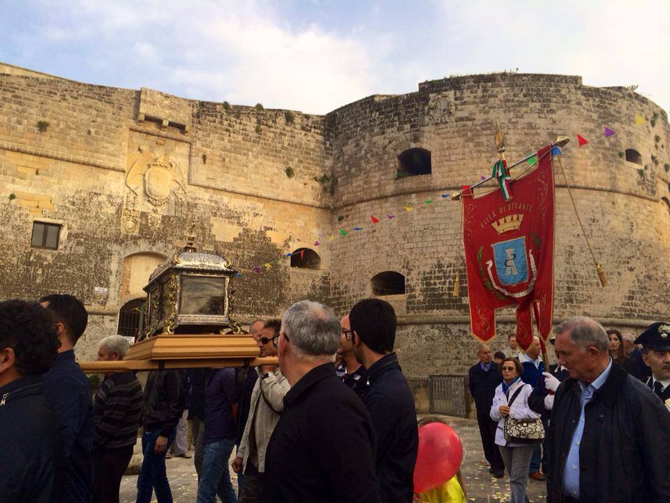 La Comunit otrantina e la diocesi tutta hanno festeggiato l anniversario della Canonizzazione dei Santi Martiri